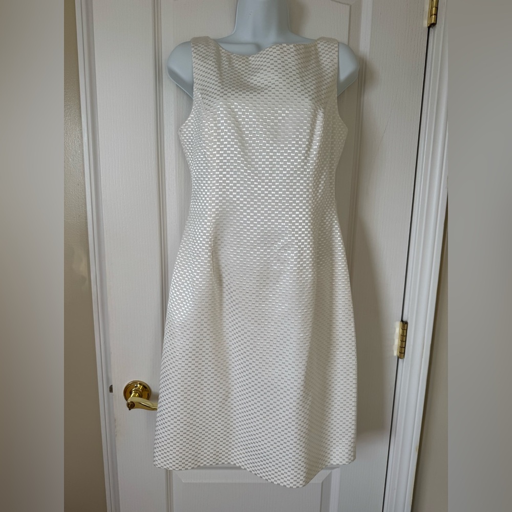 Kathlin Argiro White Textured Sleeveless Dress - Size 6